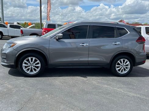 Used 2019 Nissan Rogue SV FWD image 5