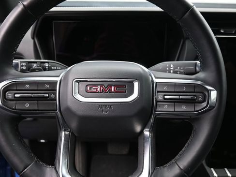 Used 2025 GMC Terrain Elevation AWD/4WD image 18