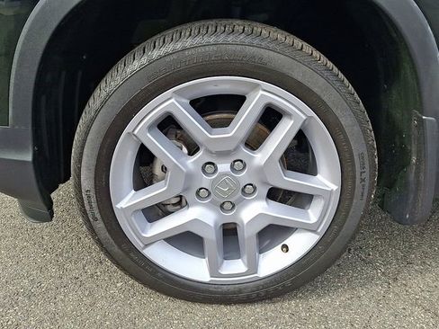 Used 2025 Honda Passport EX-L image 8