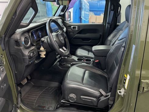 Used 2024 Jeep Wrangler High Altitude AWD/4WD image 5
