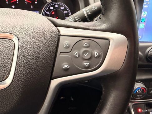 Used 2022 GMC Terrain SLT w/ Infotainment Package II image 30