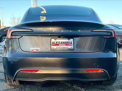 Used 2025 Tesla Model 3 Long Range image 4