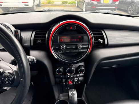 Used 2015 MINI Cooper 2-Door Hardtop FWD image 21