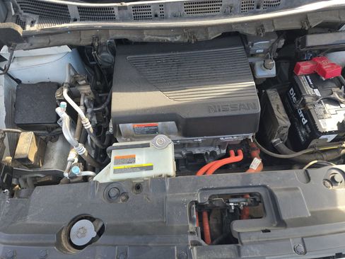 Used 2019 Nissan Leaf SL Plus image 15