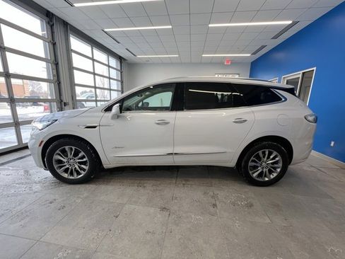 Used 2024 Buick Enclave Avenir w/ Avenir Technology Package image 7