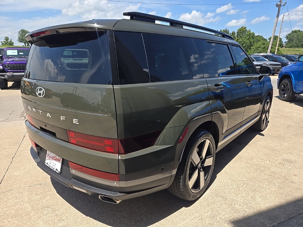 Used 2024 Hyundai Santa Fe Limited FWD image 13