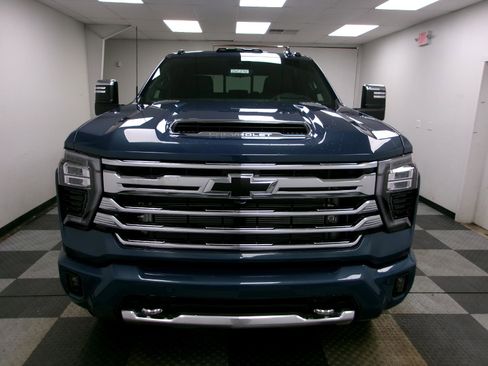 New 2026 Chevrolet Silverado 2500 High Country w/ Technology Package AWD/4WD image 15