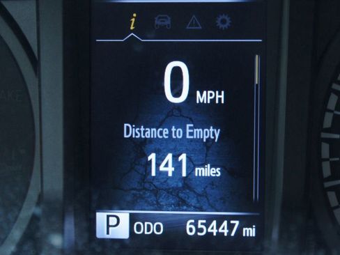 Used 2021 Toyota Tacoma SR w/ SR Convenience Package image 4