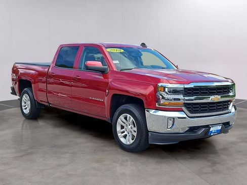 Used 2018 Chevrolet Silverado 1500 LT w/ All Star Edition AWD/4WD image 25