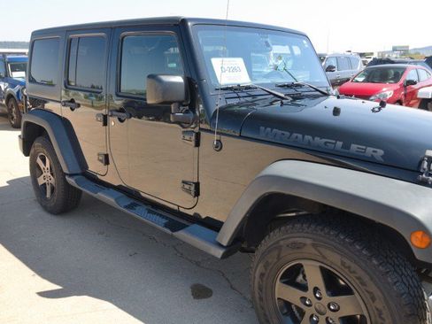 Used 2016 Jeep Wrangler Unlimited Sport AWD/4WD image 14