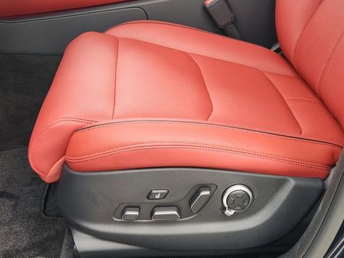New 2026 Genesis GV70 2.5T Sport Prestige AWD/4WD image 19