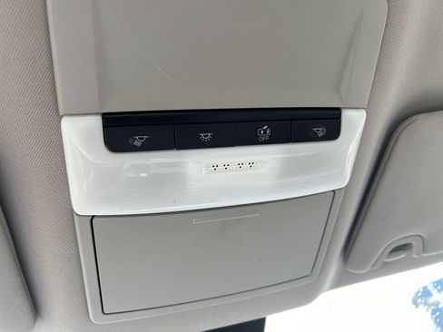 Used 2024 Nissan Altima 2.5 SV FWD image 19