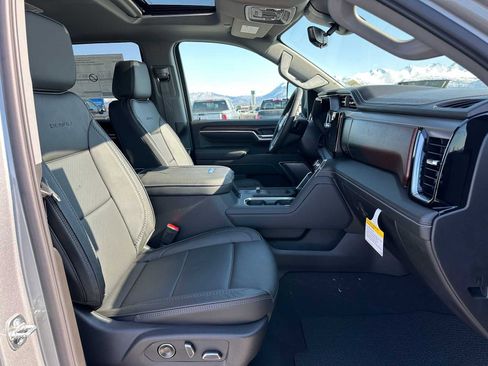 New 2026 GMC Sierra 2500 Denali w/ Technology Package AWD/4WD image 10