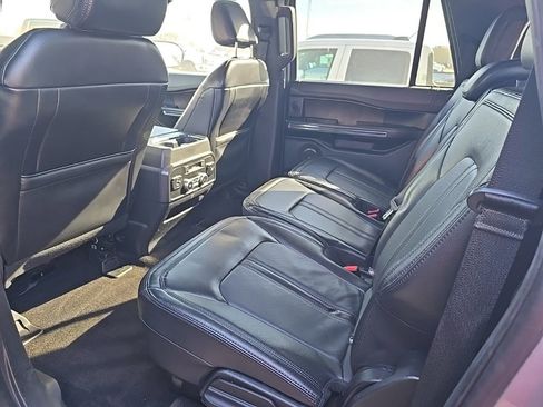 Used 2021 Ford Expedition Max Limited image 5