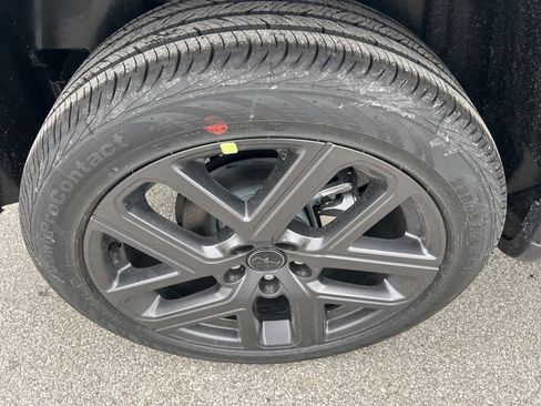 New 2026 Jeep Compass Limited image 8