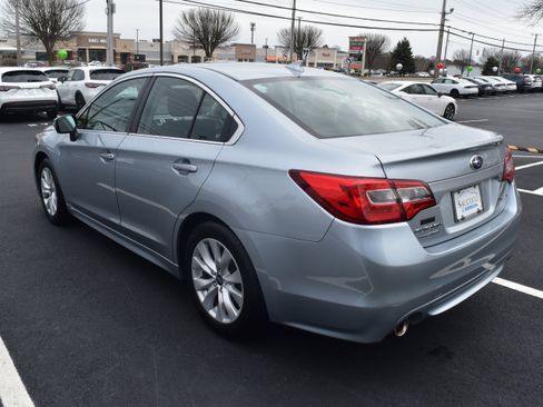 Used 2017 Subaru Legacy 2.5i Premium image 4
