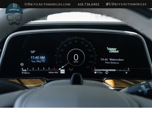 Used 2022 Cadillac Escalade ESV Premium Luxury Platinum AWD/4WD image 31