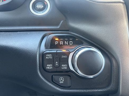 Used 2023 RAM 1500 Big Horn image 30