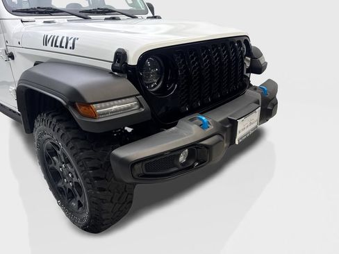 Used 2023 Jeep Wrangler Unlimited AWD/4WD image 17
