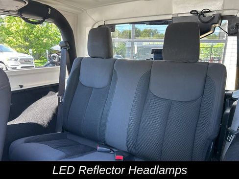 Certified 2017 Jeep Wrangler Sport AWD/4WD image 29