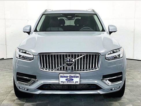 Used 2024 Volvo XC90 B6 Plus image 3