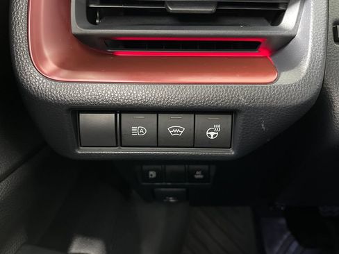 Used 2023 Toyota Prius Prime FWD image 28