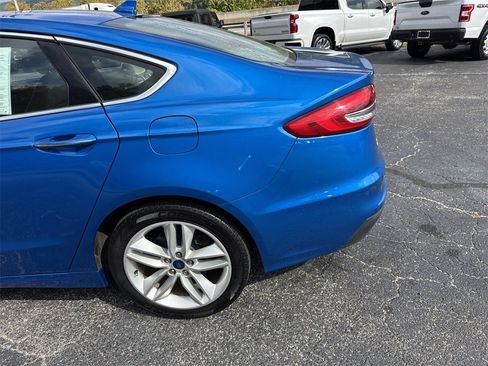 Used 2019 Ford Fusion SEL image 14