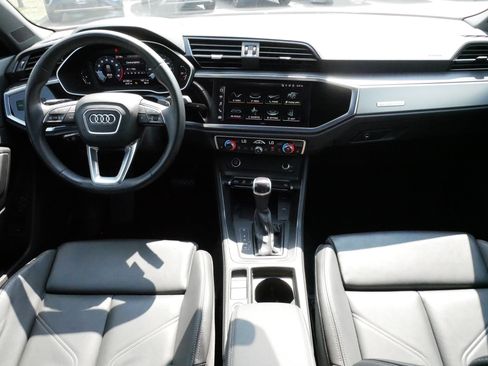 Used 2023 Audi Q3 2.0T Premium Plus w/ Premium Plus Package AWD/4WD image 10