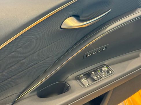 Certified 2024 Lexus LC 500 Convertible image 23