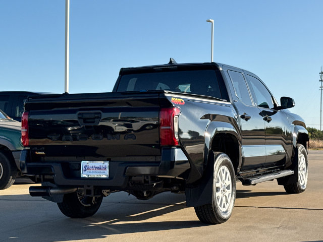 Used 2026 Toyota Tacoma SR5 AWD/4WD image 9