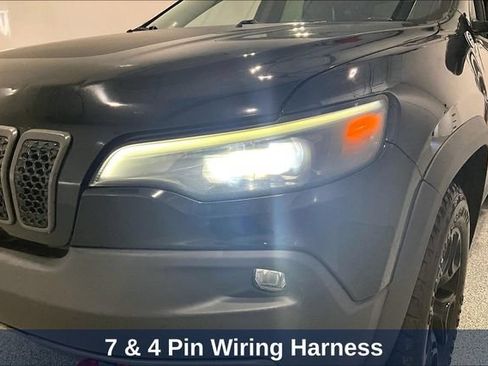 Used 2020 Jeep Cherokee Trailhawk w/ Comfort & Convenience Group AWD/4WD image 41