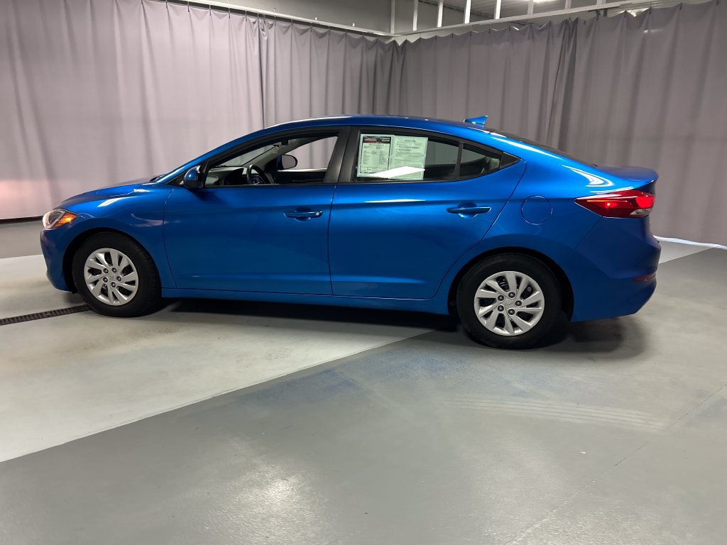 Used 2017 Hyundai Elantra SE FWD image 4