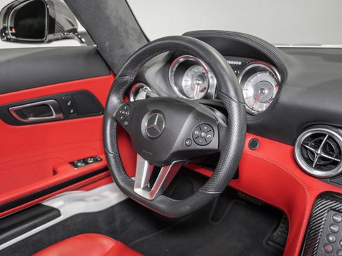 Used 2012 Mercedes-Benz SLS AMG Coupe image 34