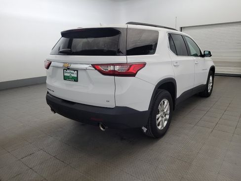 Used 2020 Chevrolet Traverse LT w/ Driver Confidence II Package AWD/4WD image 9