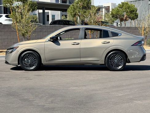 New 2026 Nissan Sentra SV FWD image 2