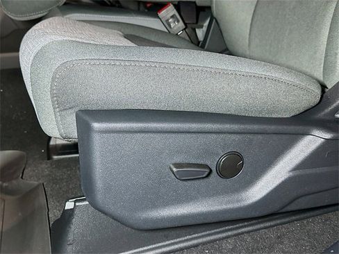 New 2026 Ford F350 XLT w/ FX4 Off-Road Package image 13