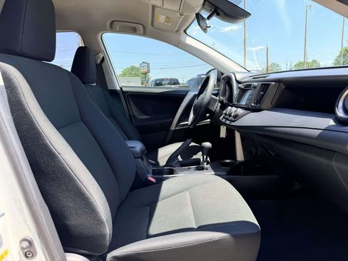 Certified 2018 Toyota RAV4 LE FWD image 14