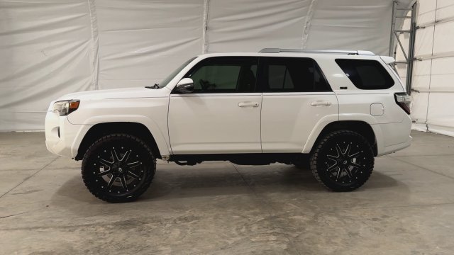 Used 2018 Toyota 4Runner SR5 Premium RWD image 9