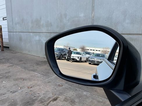 Used 2024 Honda Civic Sport image 17