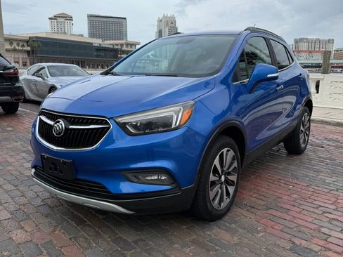 Used 2018 Buick Encore Essence AWD/4WD image 4
