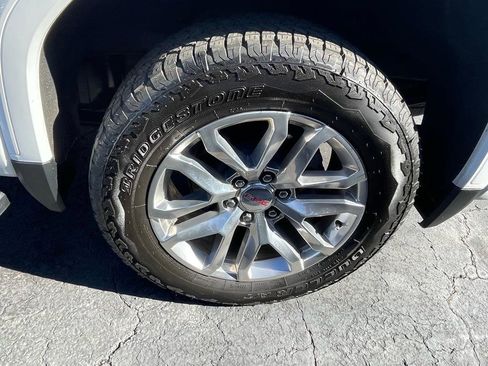 Used 2022 GMC Sierra 1500 SLT w/ SLT Premium Plus Package image 18