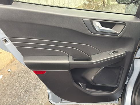 Used 2022 Ford Escape SEL w/ SEL Stealth AWD Package image 27