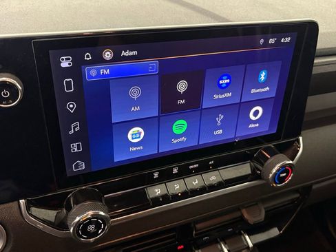 Used 2024 Chevrolet Colorado W/T w/ Safety Package image 28