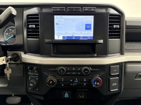 Used 2023 Ford F250 XL w/ STX Appearance Package AWD/4WD image 28