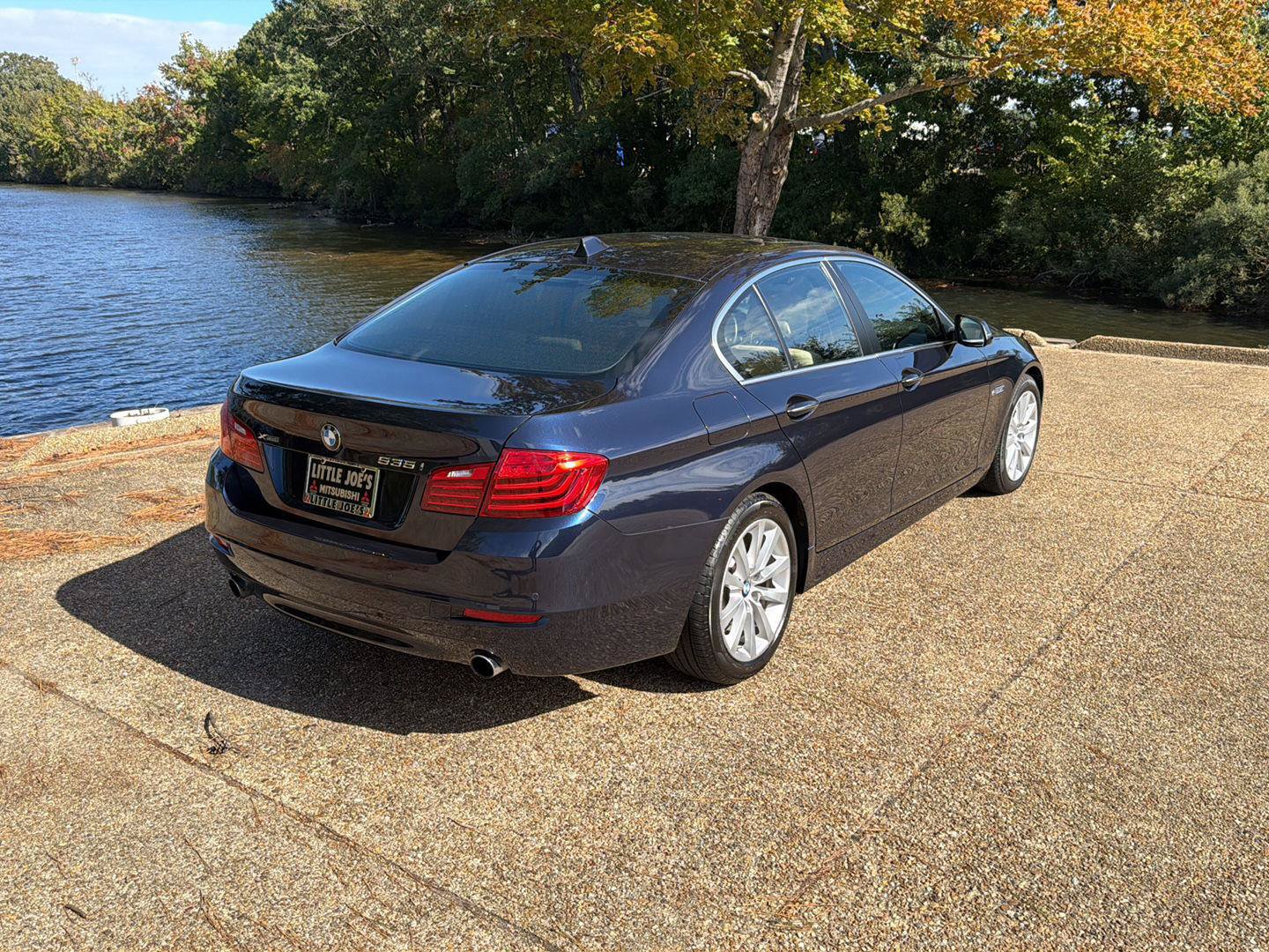 Used 2016 BMW 535i xDrive Sedan AWD/4WD image 5