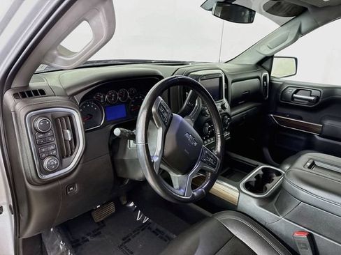 Used 2019 Chevrolet Silverado 1500 LT Trail Boss AWD/4WD image 10