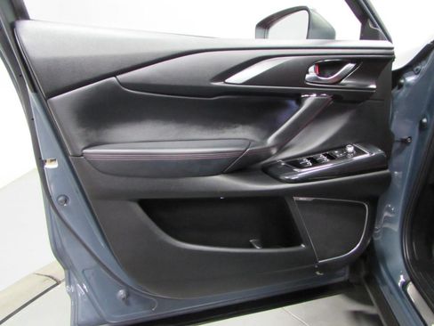 Used 2021 MAZDA CX-9 Carbon Edition FWD image 12