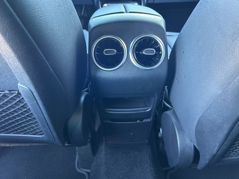 Used 2024 Mercedes-Benz GLA 250 image 12