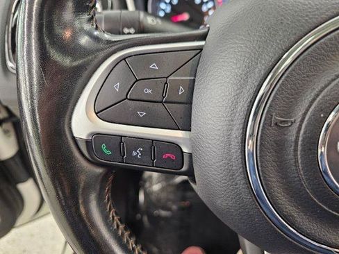 Used 2019 Jeep Compass Limited image 11