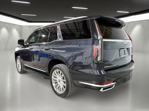 Certified 2023 Cadillac Escalade Premium Luxury image 3
